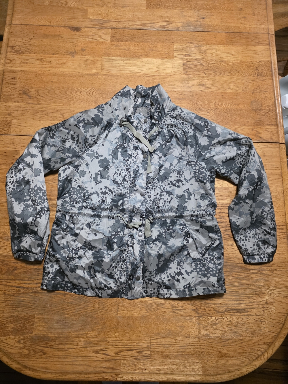 Maurice's Floral Camo Windbreaker Water Resistant Cinchable Flare Waist Jacket